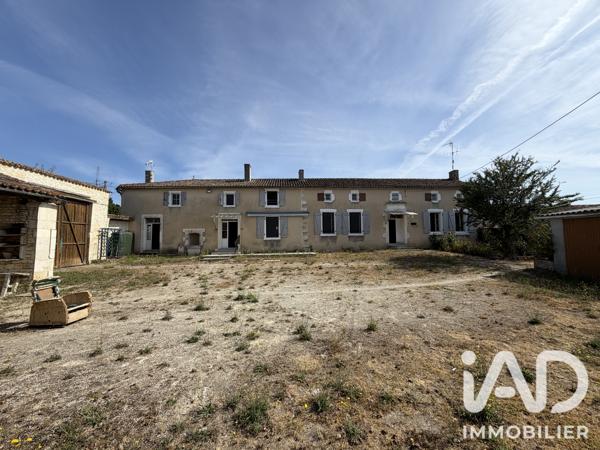 Maison à vendre 6 pièces 193 m² Genac-Bignac