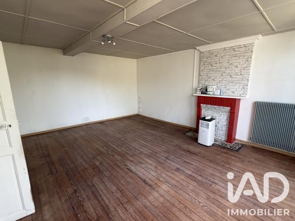 Maison à vendre 6 pièces 193 m² Genac-Bignac