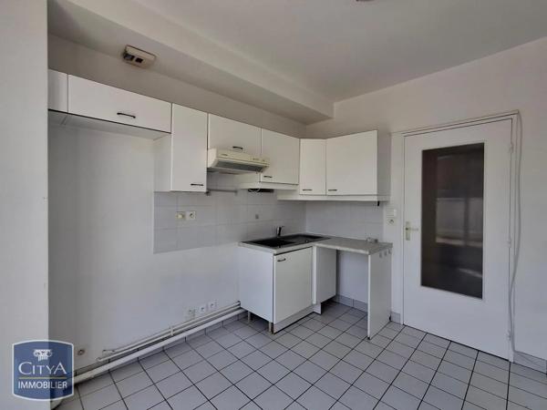 Appartement à louer 4 pièces 92.96m² Clermont-Ferrand (63000)