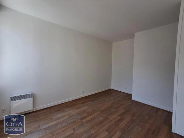 Appartement à louer 4 pièces 92.96m² Clermont-Ferrand (63000)