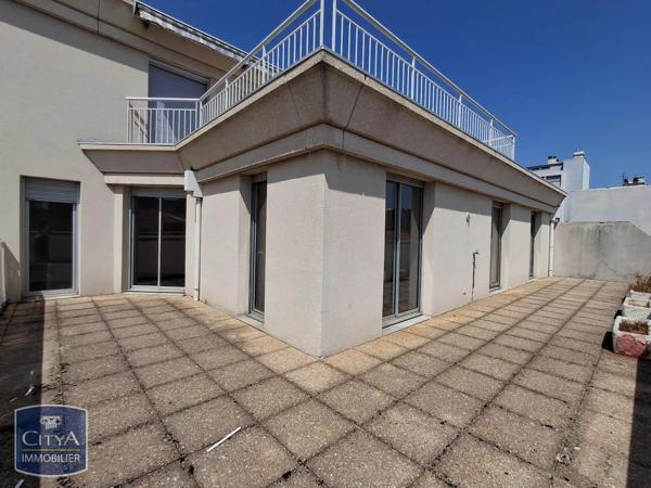 Appartement à louer 4 pièces 92.96m² Clermont-Ferrand (63000)