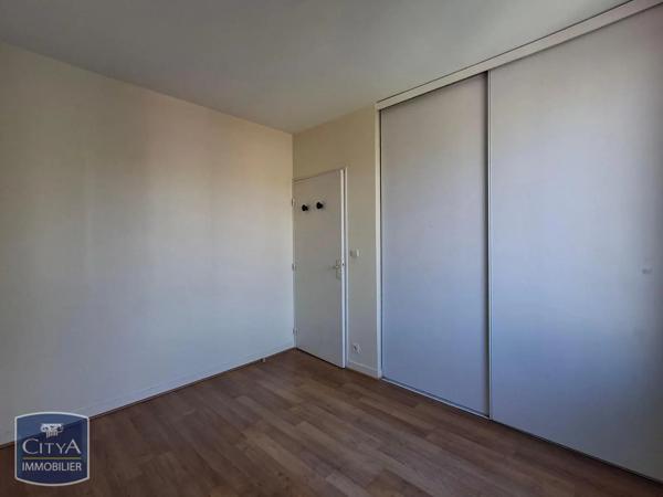 Appartement à louer 4 pièces 92.96m² Clermont-Ferrand (63000)