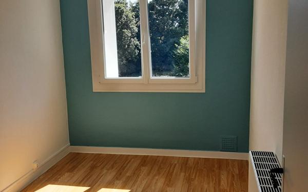 Appartement à vendre    4 pièces • 62 m2 Guingamp