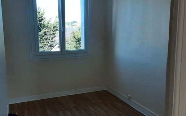 Appartement à vendre    4 pièces • 62 m2 Guingamp