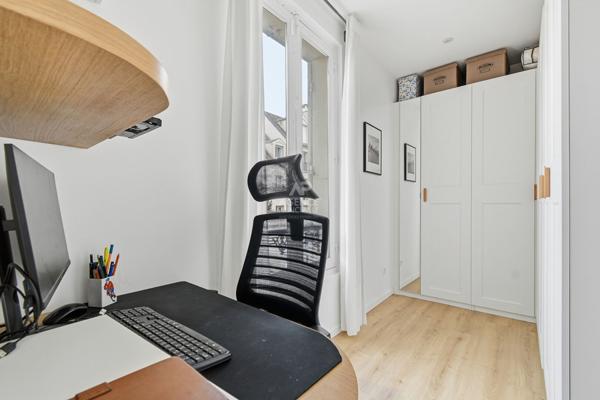Appartement Saint Germain En Laye 6 pièces - hyper centre - 120 m2 1 090 000 € **  - Référence  18578