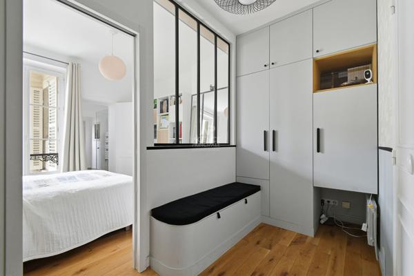 Appartement Saint Germain En Laye 6 pièces - hyper centre - 120 m2 1 090 000 € **  - Référence  18578