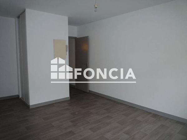 Location Studio 22.15 m² - 5 BIS C RUE JEAN JAURES Poitiers 86000