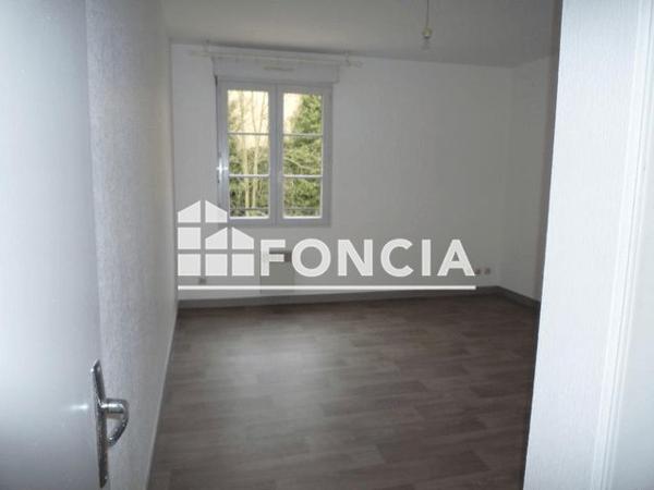 Location Studio 22.15 m² - 5 BIS C RUE JEAN JAURES Poitiers 86000