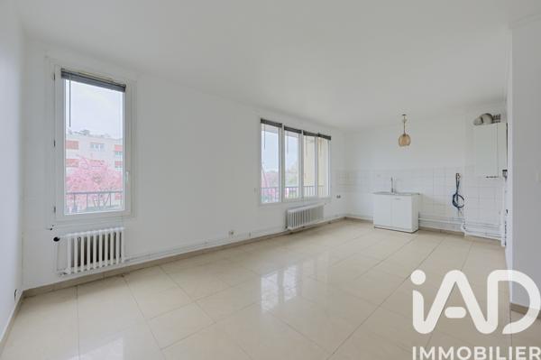 Appartement à vendre 4 pièces 62 m² Chilly-Mazarin