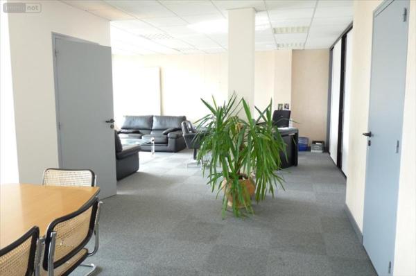 Fonds et/ou murs commerciaux à vendre à Mayenne en Mayenne (53100), ref : 53075-FC1