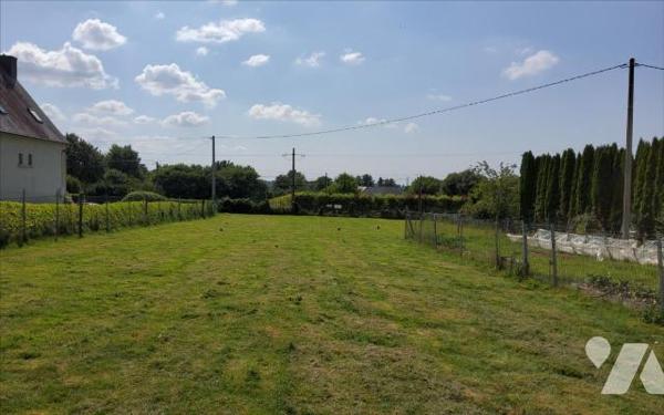 PLEVIN - TERRAIN A BATIR