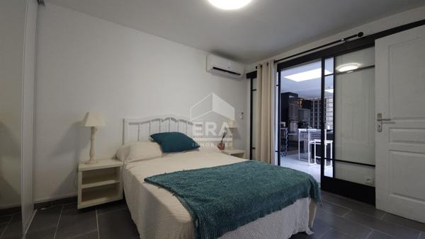 Canet Plage : Maison Canétoise double de plain pied à vendre avec parking et terrasse