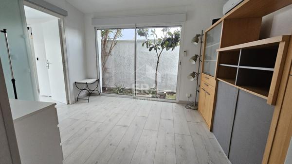 Canet Plage : Maison Canétoise double de plain pied à vendre avec parking et terrasse