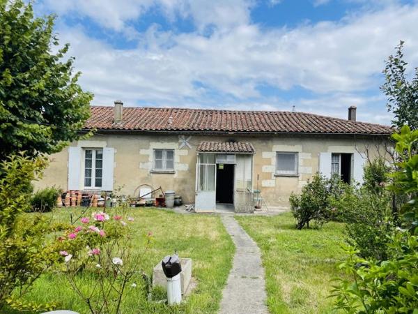 Authentique maison Charentaise à rénover