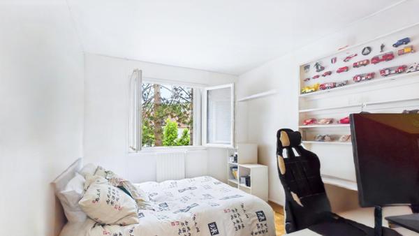 Quartier Le Plateau, T5 avec balcon en parfait état