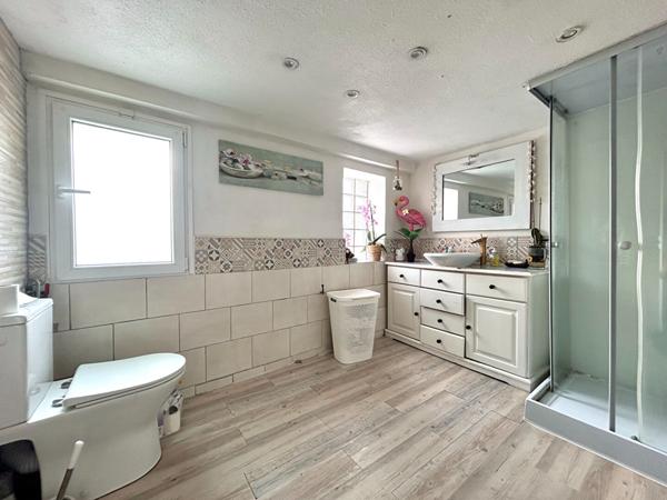 Maison de ville Sollies Pont 4 pièce(s) 103 m2 3 chambres proche commodité centre ville toulon var maison village a vendre acheter