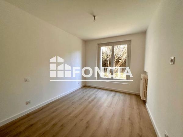 Location Appartement 3 pièces 56.32 m² - RUE DES BUISSONS ARDENTS Hyeres Les Palmiers 83400