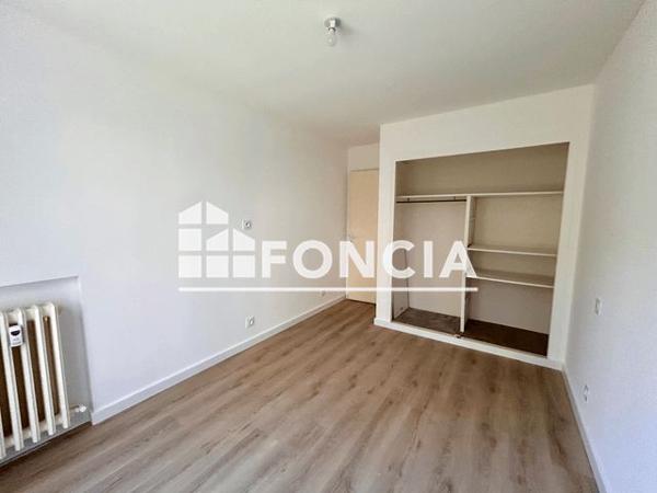 Location Appartement 3 pièces 56.32 m² - RUE DES BUISSONS ARDENTS Hyeres Les Palmiers 83400