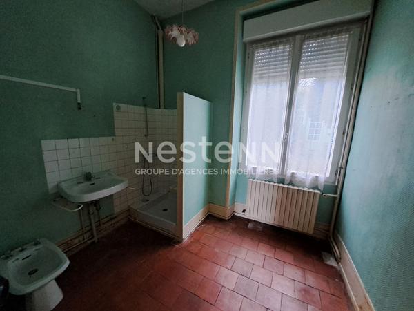 A VENDRE : MAISON AU COEUR DE LA FLECHE, IDEALEMENT SITUEE