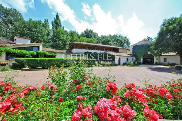Hôtel-restaurant de charme à vendre entre Pons et Jonzac