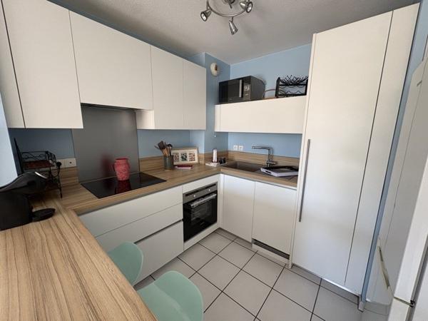 Appartement à louer 1 061 € CC Gradignan 3 p 58 m² DPE C