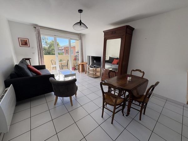 Appartement à louer 1 061 € CC Gradignan 3 p 58 m² DPE C