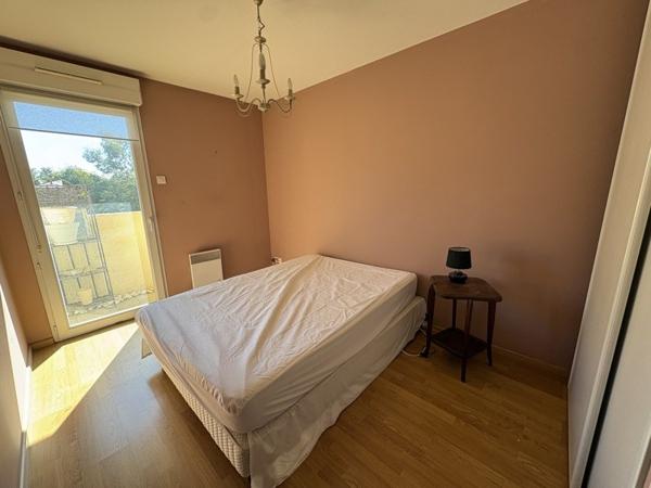 Appartement à louer 1 061 € CC Gradignan 3 p 58 m² DPE C