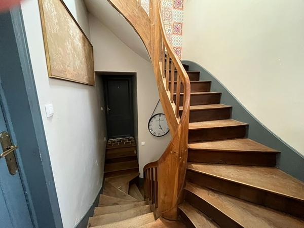 Grande demeure de caractère au coeur du Lude avec piscine chauffée et 8 chambres