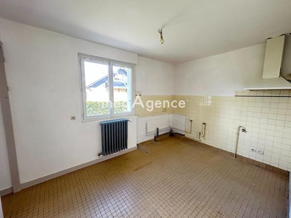 Maison à BERNAY, 27300 - 4 pièces 77m²