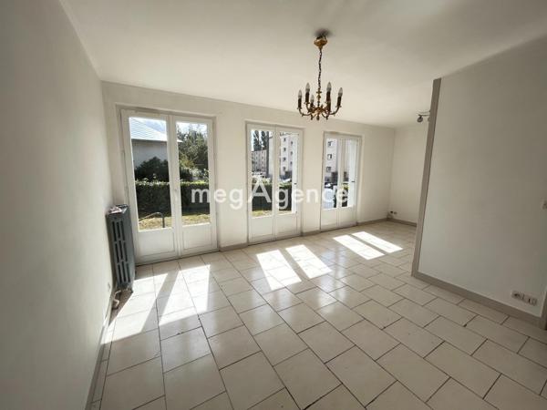 Maison à BERNAY, 27300 - 4 pièces 77m²