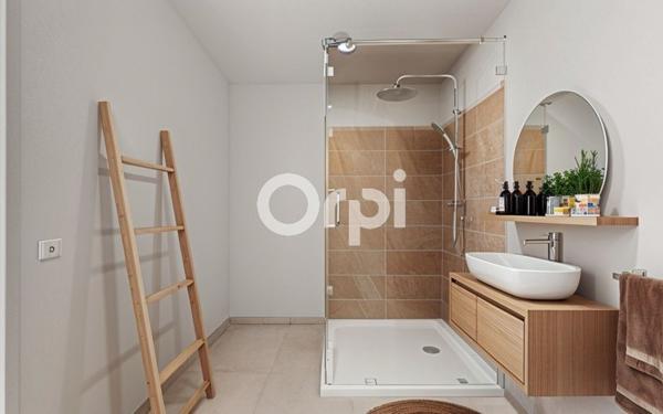 Appartement à vendre    4 pièces • 83,02 m2 Saint-Raphaël