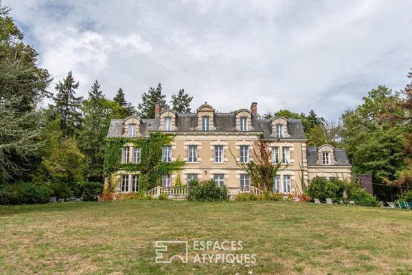Château et dépendance dans son magnifique parc