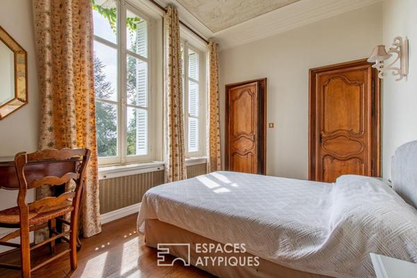 Château et dépendance dans son magnifique parc