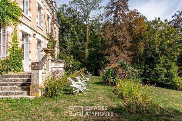 Château et dépendance dans son magnifique parc