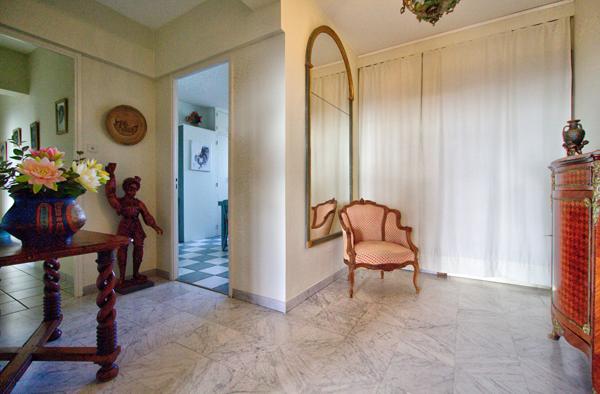 AGEN CENTRE VILLE - Appartement de standing traversant de 133m² avec 3 chambres (possibilité d'une 4ème), climatisation, séjour lumineux, balcon, garage et cellier