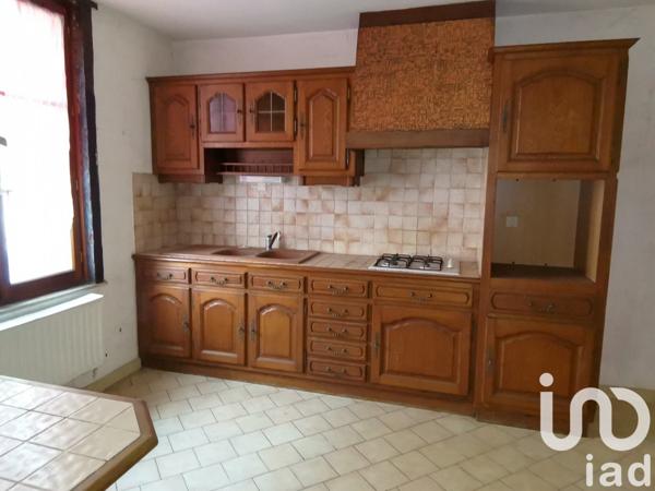 Maison 8 pièces de 209 m² à Scorbé-Clairvaux (86140)