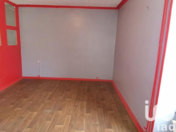 Maison 8 pièces de 209 m² à Scorbé-Clairvaux (86140)