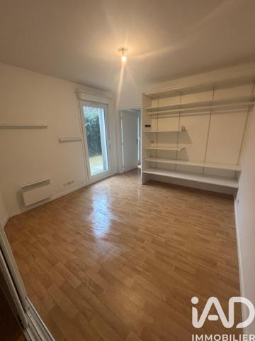 Location appartement 2 pièces 44 m² Corbeil-Essonnes
