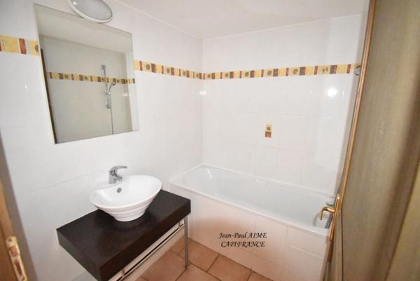 Appartement à vendre 2 pièces BARJAC (30)