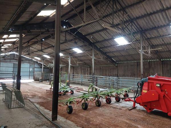 Ferme Saint Martin De Salencey 6 pièce(s) 157.5 m2