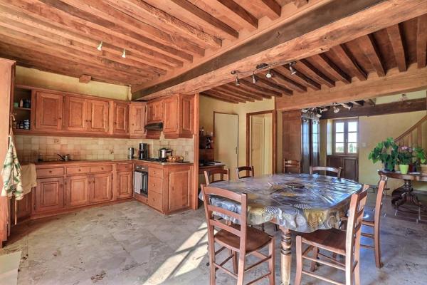 Ferme Saint Martin De Salencey 6 pièce(s) 157.5 m2