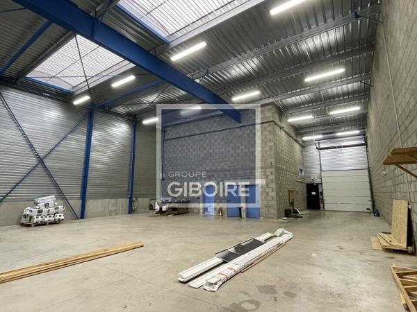 Local d'activites 426 m² à louer CESSON SEVIGNE (réf : 35.5492)