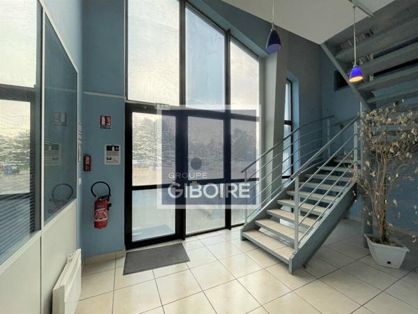 Local d'activites 426 m² à louer CESSON SEVIGNE (réf : 35.5492)