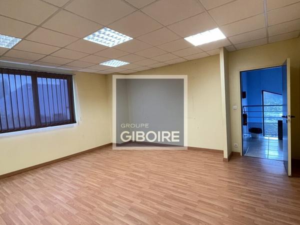 Local d'activites 426 m² à louer CESSON SEVIGNE (réf : 35.5492)