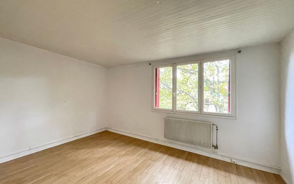 Appartement à vendre    3 pièces • 55,13 m2 Sainte-Geneviève-des-Bois