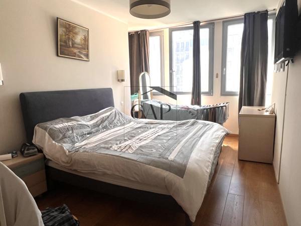 Marseille (13007) VIAGER OCCUPE LE PHARO TYPE 2 TERRASSE