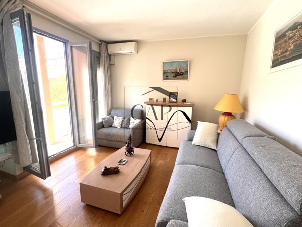 Marseille (13007) VIAGER OCCUPE LE PHARO TYPE 2 TERRASSE