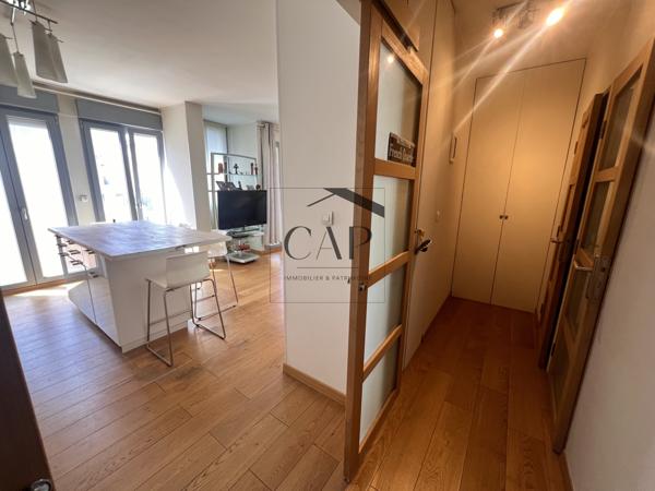 Marseille (13007) VIAGER OCCUPE LE PHARO TYPE 2 TERRASSE