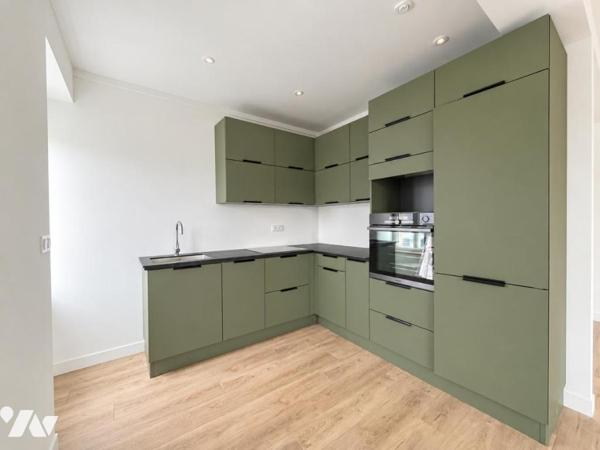 DINARD - Centre-ville - Appartement T4 en duplex - 75,99 m² Carrez - 91,51 m² au sol - 3 chambres