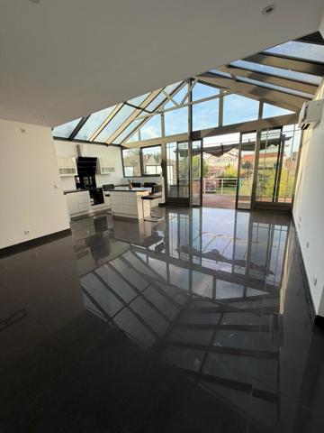 MAISON/ VILLA 7 pièces avec 1 APPARTEMENT INDEPENDANT